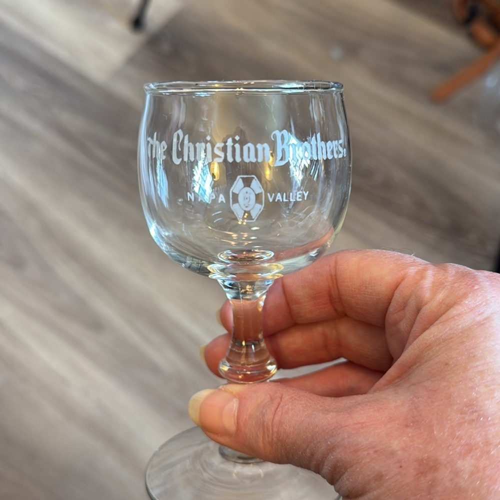 The Christian Brothers Wine Glass Set of 7 - Picture 2 of 3